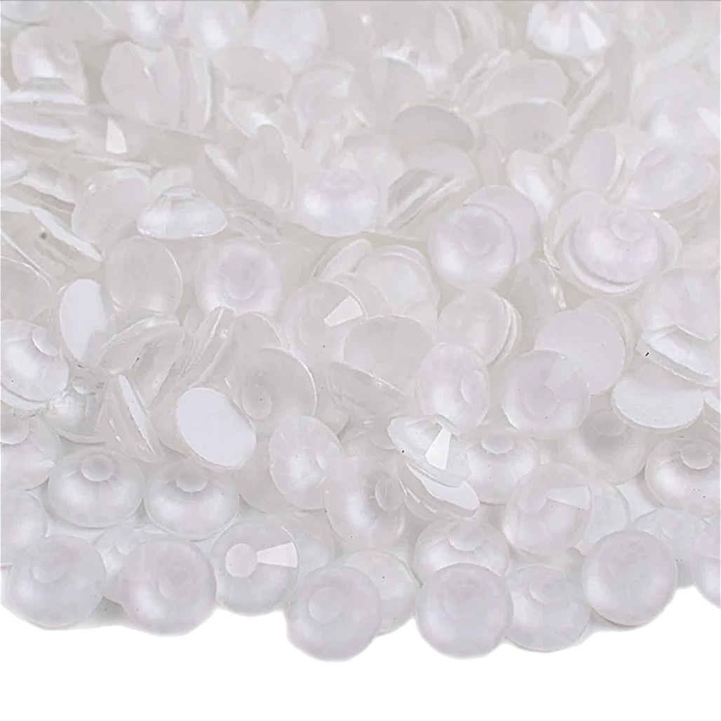 Neon White Round Glass Flatback Crystals